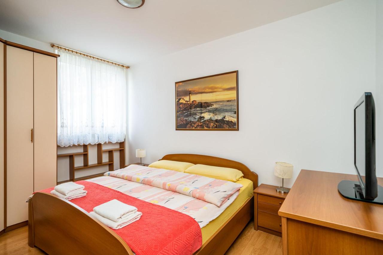 Spacious Three Bedroom Apartment ドゥブロブニク エクステリア 写真
