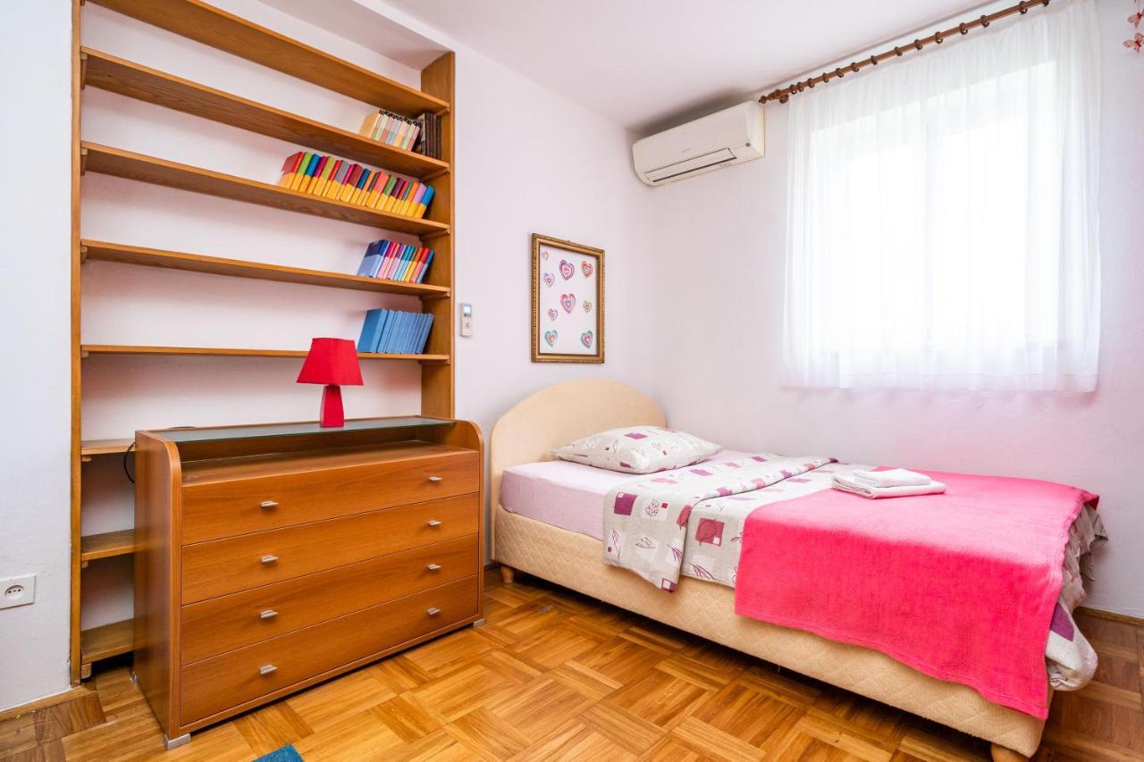 Spacious Three Bedroom Apartment ドゥブロブニク エクステリア 写真